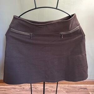 Athleta petite pull on skirt